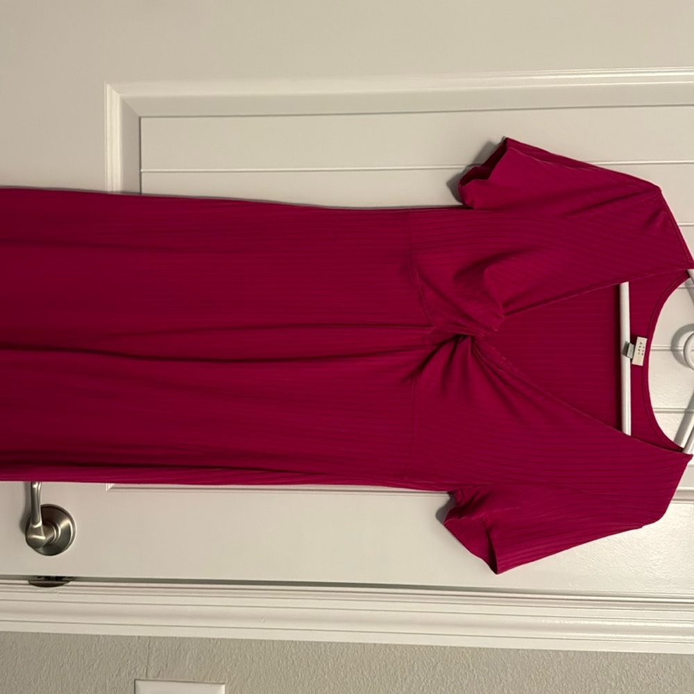 Never wore! Got it from Target, was for a wedding
